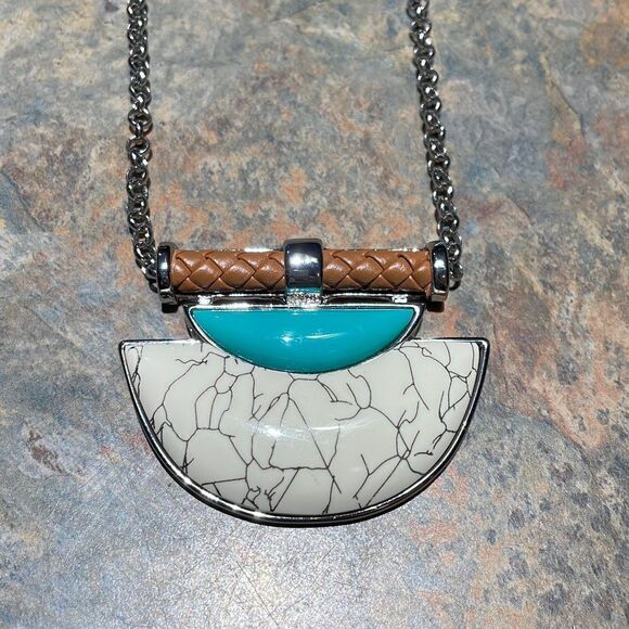 Long Turquoise and Leather Necklace - Picture 1 of 3